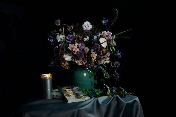 Les Principes de l'Art Floral Japonais : Un Souffle Esthétique Ancré dans la Nature